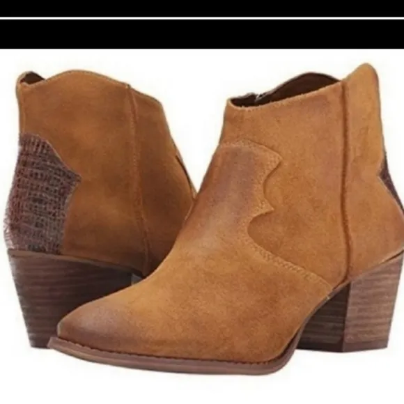 Marc Fisher Brown Stephani Suede Booties Bohemian Ankle Designer Spring Summer