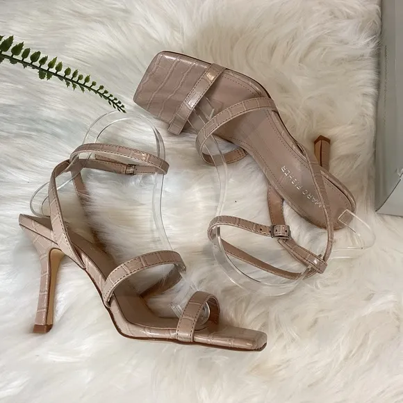 MARC FISHER DERIC2 ANKLE STRAP SQ TOE CROC EMBOSSED SANDALS NIB SZ 8