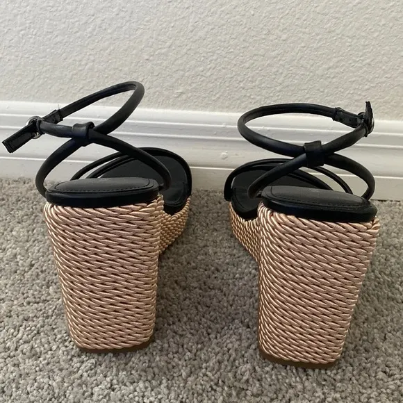 MARC FISHER WEDGE SANDALS SHOES SIZE 11 BRAND NEW