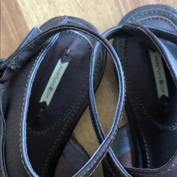 Max Studio brown leather samurai sandals 8.5