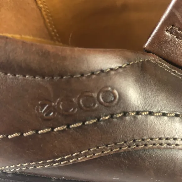 Men's ECCO Helsinki Classic Bike Toe Pull-On Loafers in Coffee. Size 46 (US-13)