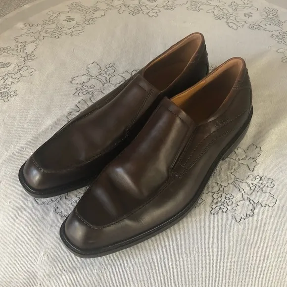 Men's ECCO Helsinki Classic Bike Toe Pull-On Loafers in Coffee. Size 46 (US-13)