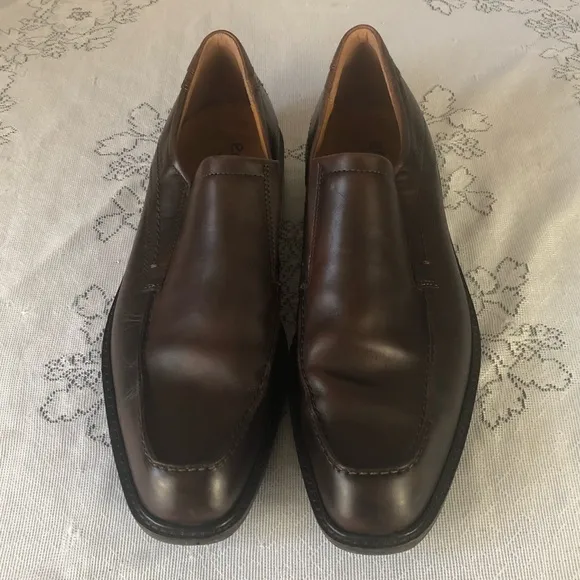 Men's ECCO Helsinki Classic Bike Toe Pull-On Loafers in Coffee. Size 46 (US-13)