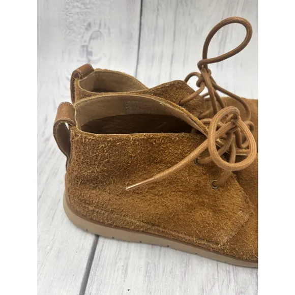 Men's UGG Suede Chukka Boots Size 10.5 Brown Lace Up