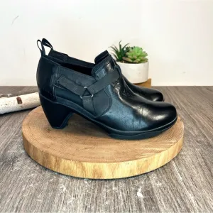 *Merrell | Harness Heels Ankle Boots in Black J48736 1349558 Size 8