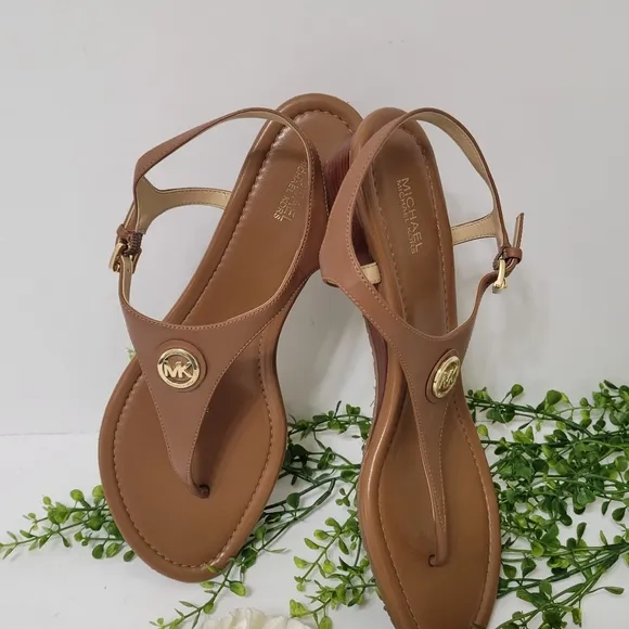 Michael Kors leather T-strap wedge heel sandals women's size 9.5