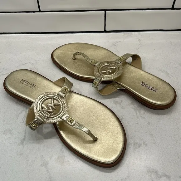 Michael Kors Metallic Gold Melodie Thong Sandal Size 10
