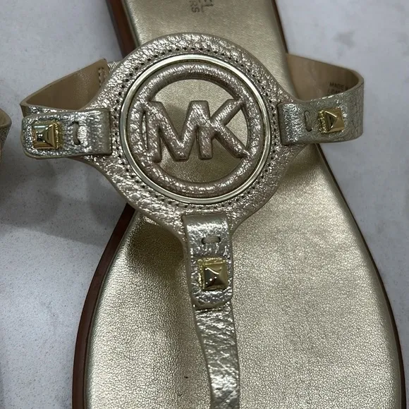 Michael Kors Metallic Gold Melodie Thong Sandal Size 10