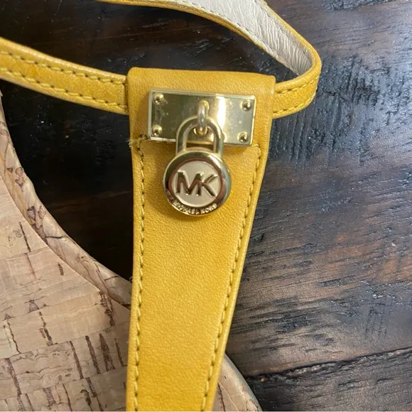Michael Kors Thong Sandals Leather Lock Charm Yellow Women's 7.5