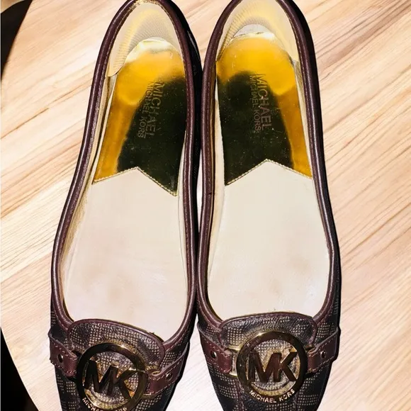 Michael Kors Womens 8.5M Fulton Ballet Flats Brown MK Logo Slip On Moccasin Shoe