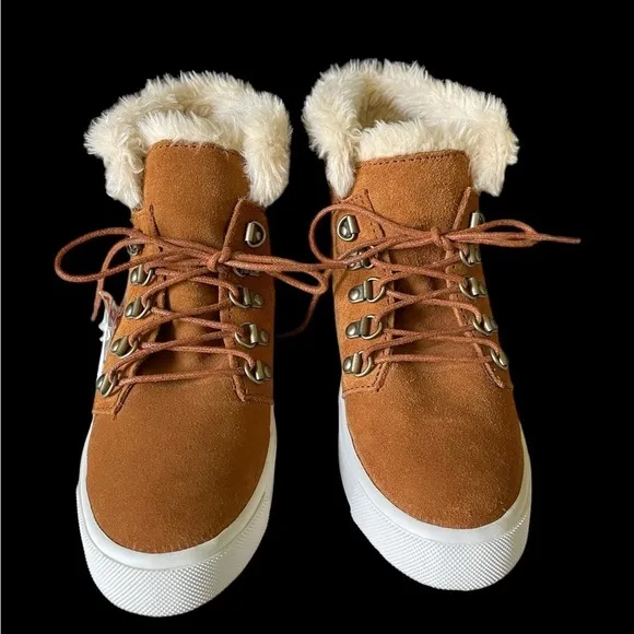 Minnetonka Lottie Moss Leather High-top Lace Up Y2K Sneaker Boot