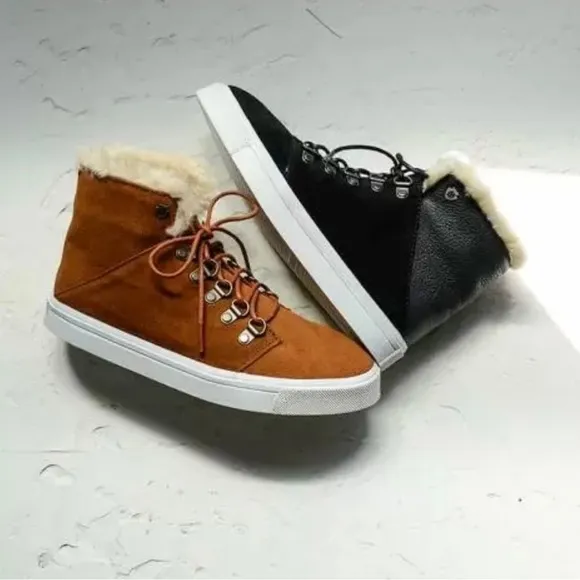 Minnetonka Lottie Moss Leather High-top Lace Up Y2K Sneaker Boot