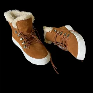 Minnetonka Lottie Moss Leather High-top Lace Up Y2K Sneaker Boot