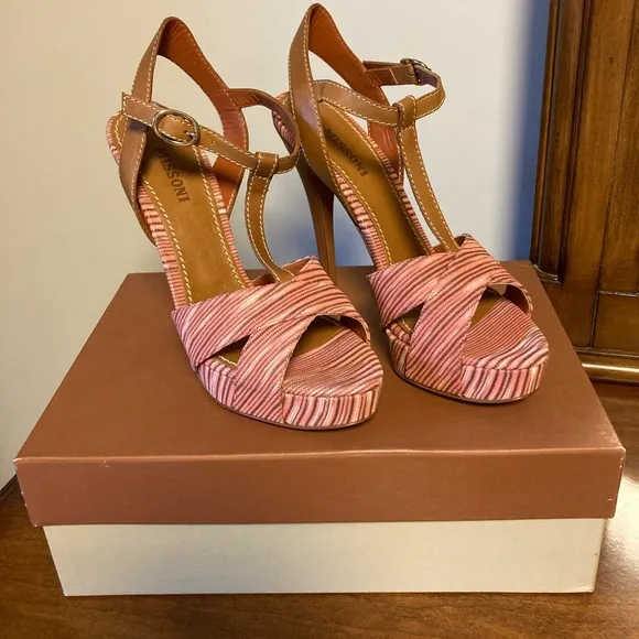 Missoni Italian Designer Signature Pink &amp; Tan T-Strap High Heel Sandals
