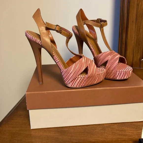 Missoni Italian Designer Signature Pink &amp; Tan T-Strap High Heel Sandals