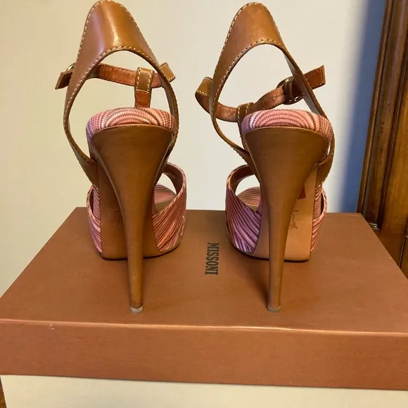 Missoni Italian Designer Signature Pink &amp; Tan T-Strap High Heel Sandals