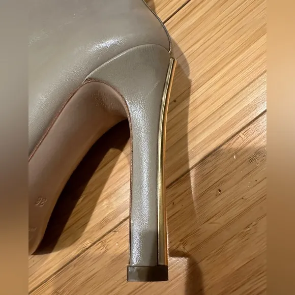 Miu Miu Leather High Heel Ankle  Boots Light Grey Size 36 / US 6