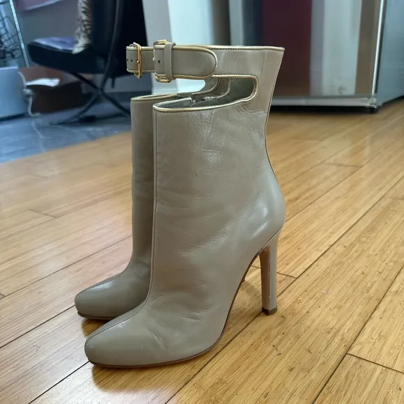 Miu Miu Leather High Heel Ankle  Boots Light Grey Size 36 / US 6