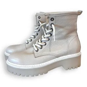 Modern Shoes Cream/Taupe Genuine Pebbled Leather Fleece Lined Lug Ankle Boots