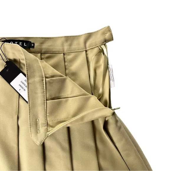 Motel Rocks Casta Pleated Mini Skirt New Size Small