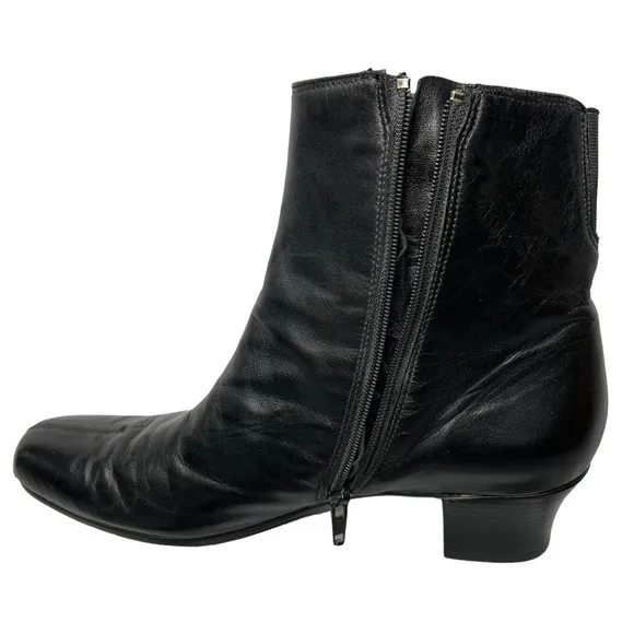 MUNRO American Black Leather Lilian Zip Ankle Boot Women's Size 8.5N