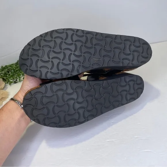 Naot Israel Sharon Black Thread Cork Leather Sandals Size 38 US 7 With Box