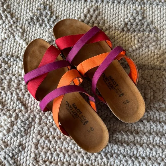 Naot Roxana Sandals Womens Size EU 40 US 9 Red Orange Purple Criss Cross Strap