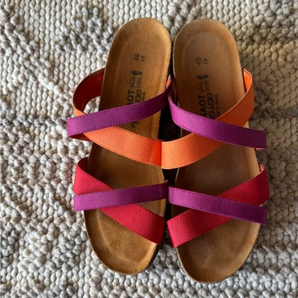 Naot Roxana Sandals Womens Size EU 40 US 9 Red Orange Purple Criss Cross Strap