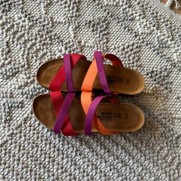 Naot Roxana Sandals Womens Size EU 40 US 9 Red Orange Purple Criss Cross Strap