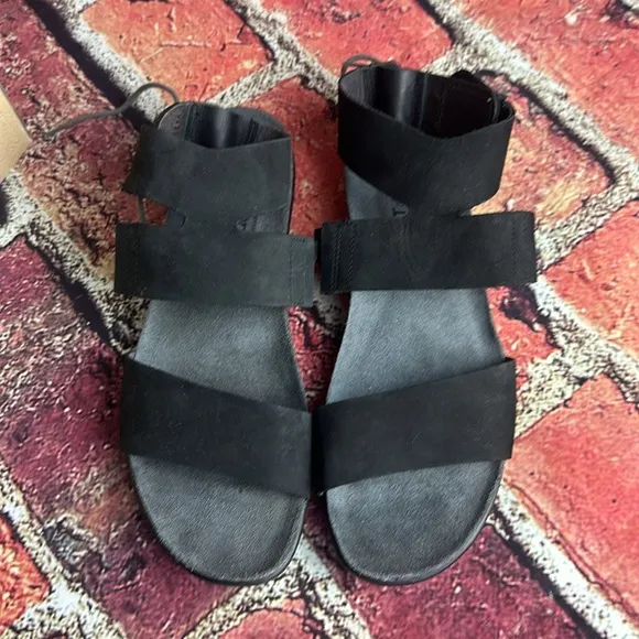 NAOT Women's, Larissa Low Heel Sandals Black 37 US size 6 new