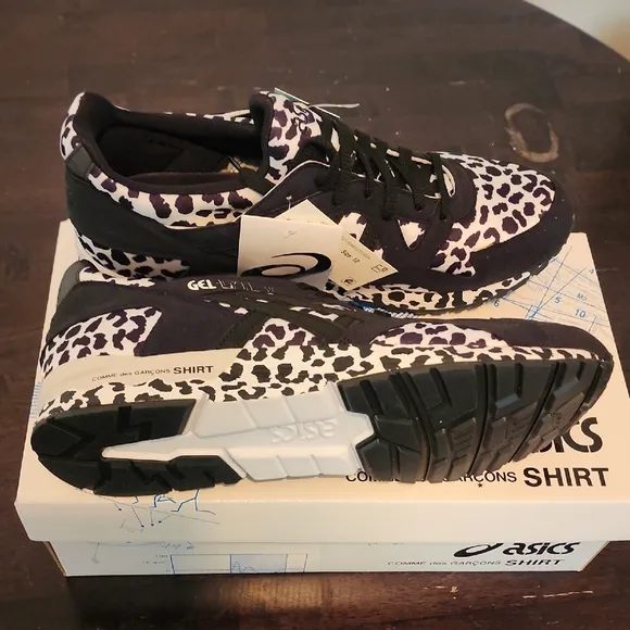 New ASICS Gel Lyte V x Comme des Garçons Black and White Patterned Sneakers