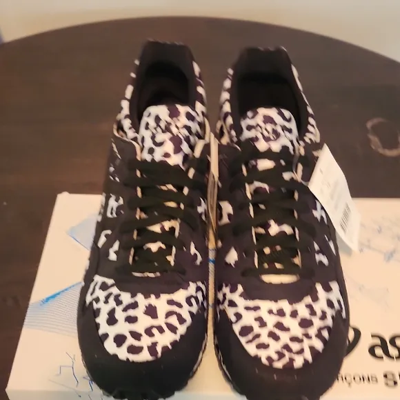 New ASICS Gel Lyte V x Comme des Garçons Black and White Patterned Sneakers