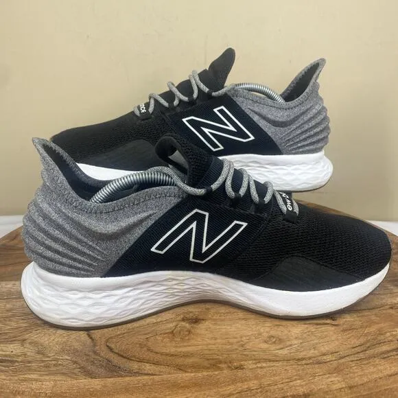 New Balance Fresh Foam Roav Tee Shirt Womens Black White Size 9.5 Running Shoes