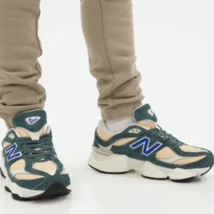 New Balance Green and Cream Sneakers BOYS
