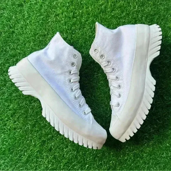 ✨New Converse Chuck Taylor All Star Lugged 2.0 Hi