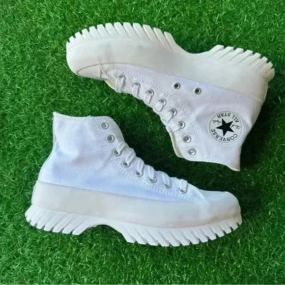 ✨New Converse Chuck Taylor All Star Lugged 2.0 Hi