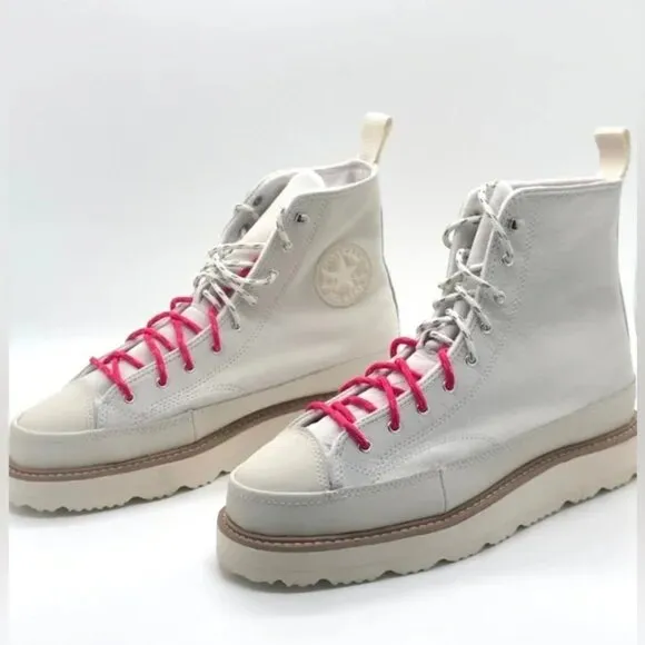 NEW Converse Chuck Taylor Crafted Boots Womens 10 Sneaker Winter Cozy Fleece