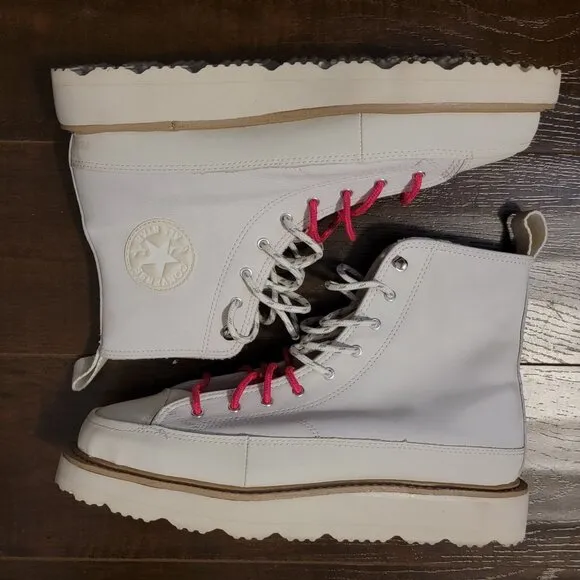 NEW Converse Chuck Taylor Crafted Boots Womens 10 Sneaker Winter Cozy Fleece