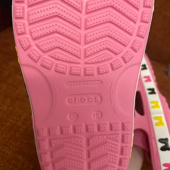 NEW Crocs FunLab Crocband Kids' Pink Disney Minnie Mouse Sandals
