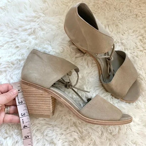 NEW Eileen Fisher Ann Tumbled Nubuck Heeled Sandals