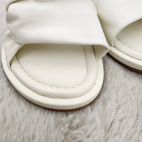 NEW Everlane The Day Twist Elegant White Leather Knotted Slide Sandals