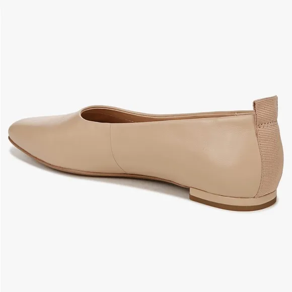 NEW Franco Sarto Vana Flat Nude Size 8