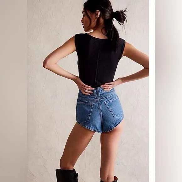 New Free people We The Free Prince Street Denim Shorts Size 28