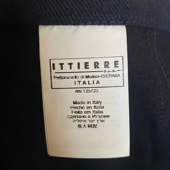 New Gianfranco Ferre GF Dark Navy Mini Skirt with Front Deep Pockets Logo Button