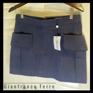 New Gianfranco Ferre GF Dark Navy Mini Skirt with Front Deep Pockets Logo Button