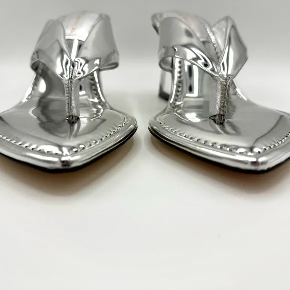 NEW Good American Clear Block Heel Thong Sandals dust bag no box Silver Sz 12