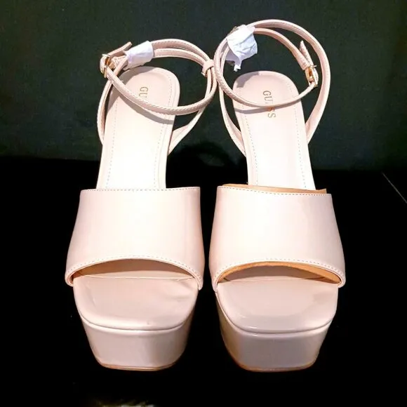 NEW Guess Taby Patent Square Toe Platform Sandals in Light Natural/Nude Size 9.5
