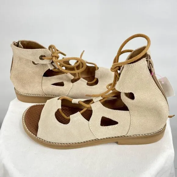 New in Box Casta Isha Suede Leather Sandals in Arena Women's Size EU38/US8