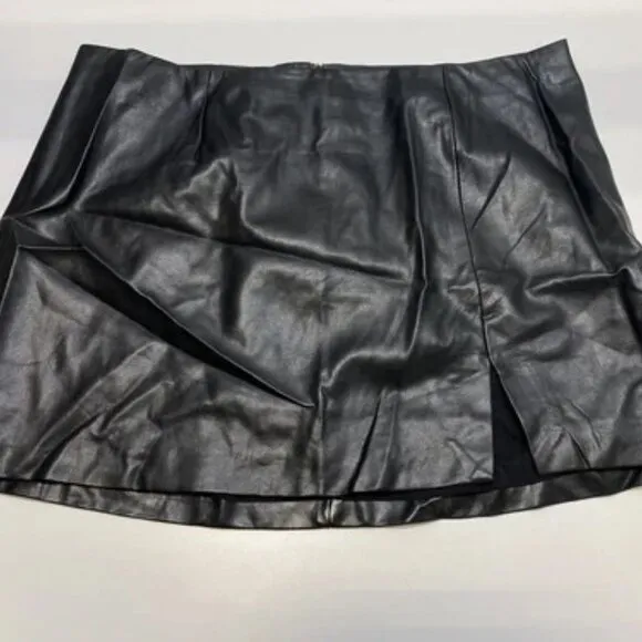 NEW MAEVE Womens Mini Skirt Black Size 20W Plus Faux Leather Side Slit Micro