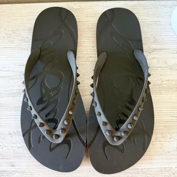 New Mens Christian Louboutin Loubi Flip Flops with Red Soles, size 42, US 9